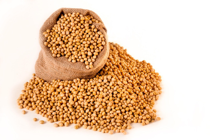 cracked corn feed
